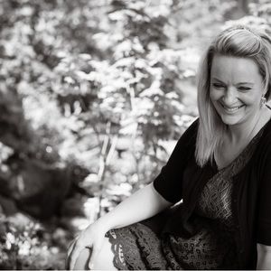 Meet your Posher, Leslie